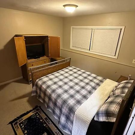 Centrally Located 2Br Spacious High-Speed Internet Anchorage Bagian luar foto
